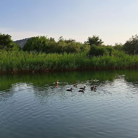 Apartmani Mostina Near River Ploce  Esterno foto